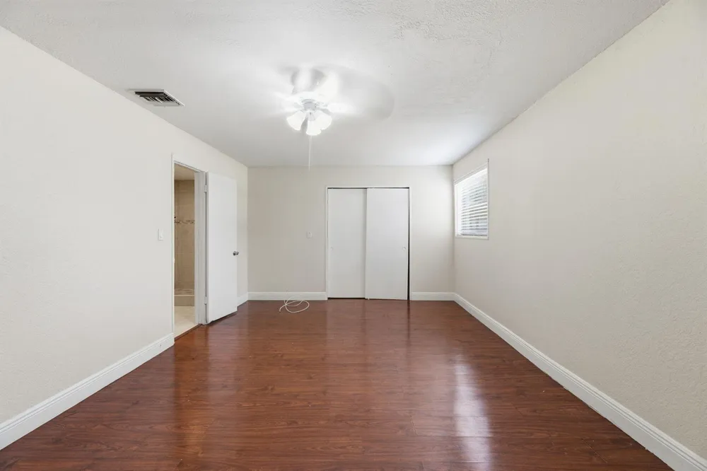 5131 SW 6th Street Margate, FL 33068