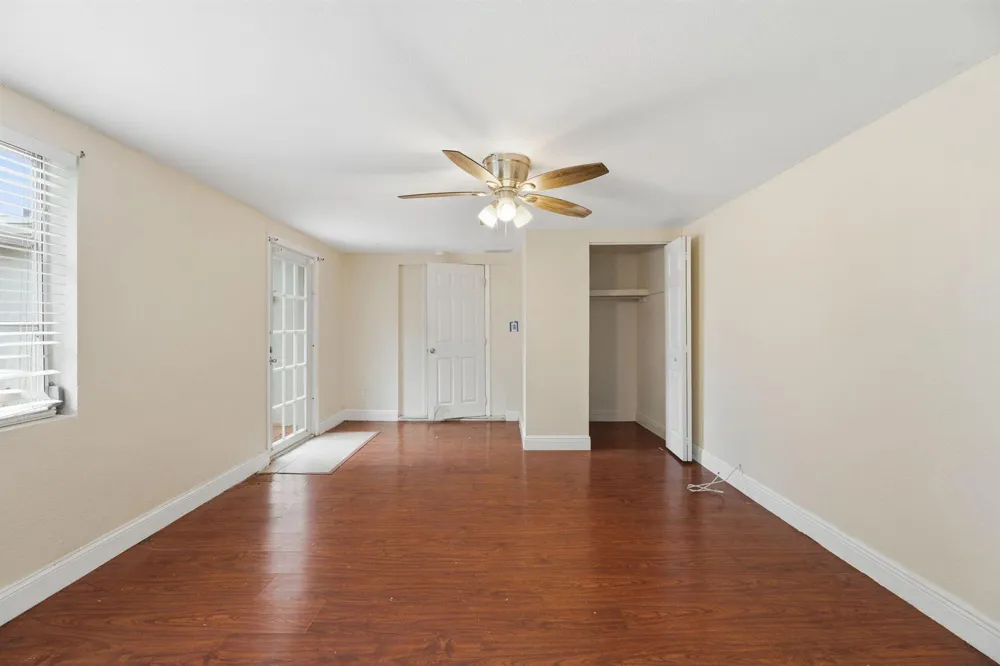 5131 SW 6th Street Margate, FL 33068