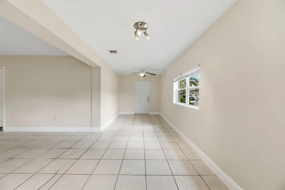 5131 SW 6th Street Margate, FL 33068