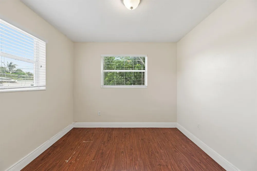 5131 SW 6th Street Margate, FL 33068