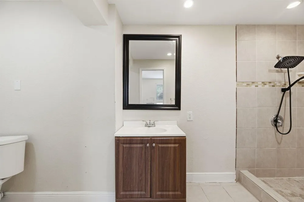 5131 SW 6th Street Margate, FL 33068