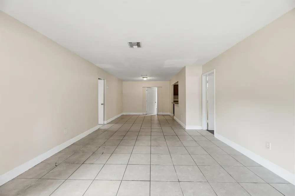 5131 SW 6th Street Margate, FL 33068