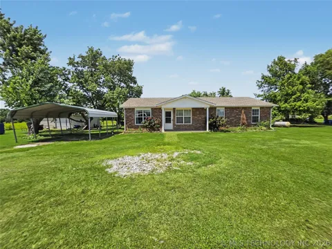 3034 E Davis Field Road