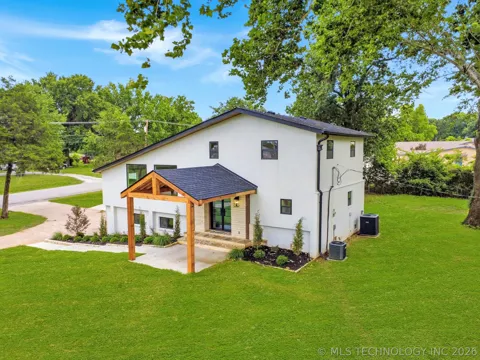 12208 Heywood Hill Road