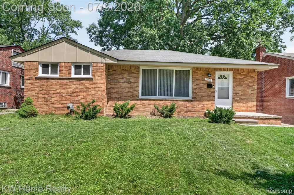 14620 Pearson Street Oak Park City, MI 48237