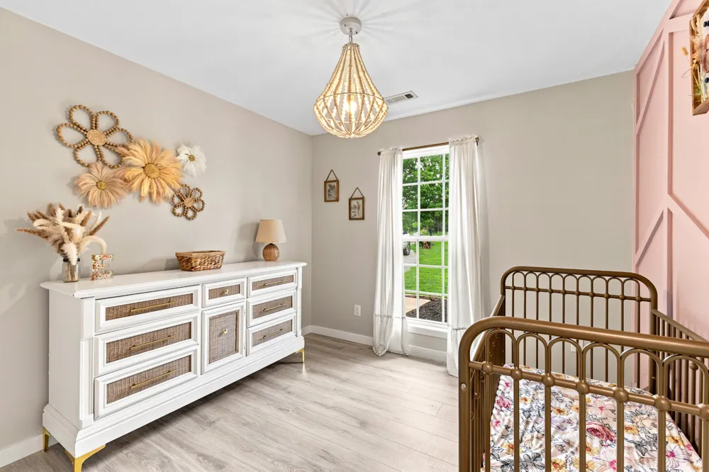 9389 Hi Lo Rd Bon Aqua, TN 37025