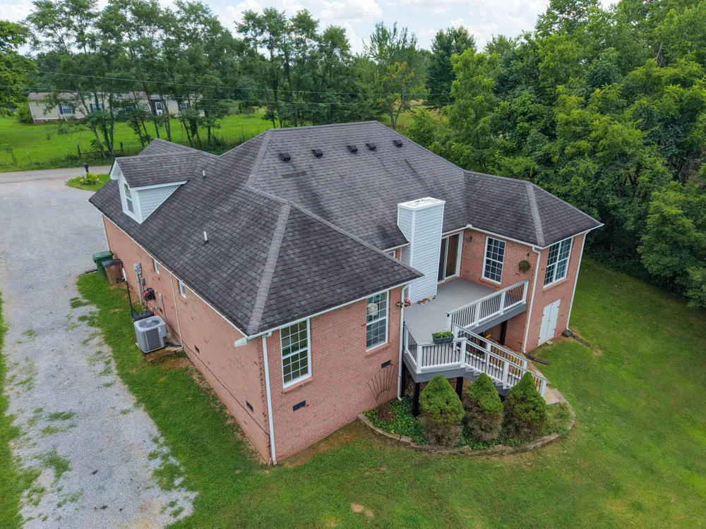 9389 Hi Lo Rd Bon Aqua, TN 37025