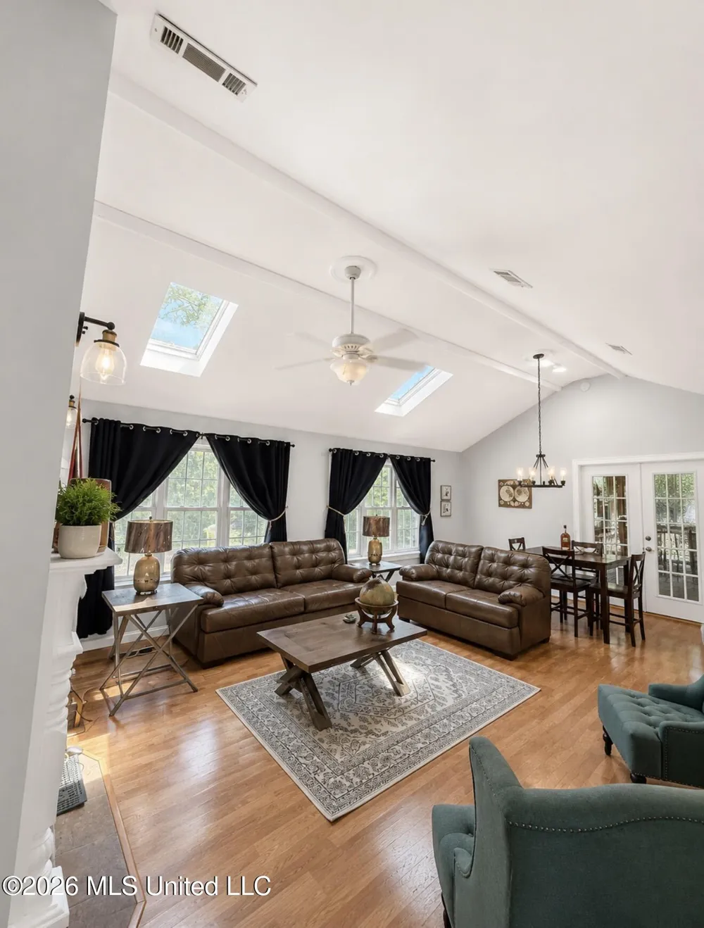 2903 Hunter Road Thaxton, MS 38871