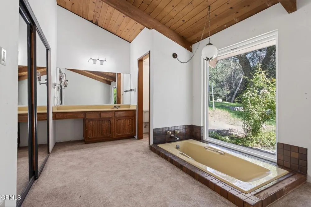 2170 Ladera Road Ojai, CA 93023