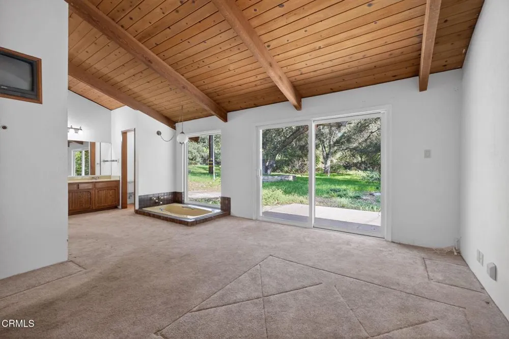 2170 Ladera Road Ojai, CA 93023