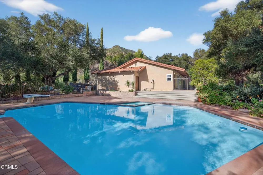 2170 Ladera Road Ojai, CA 93023