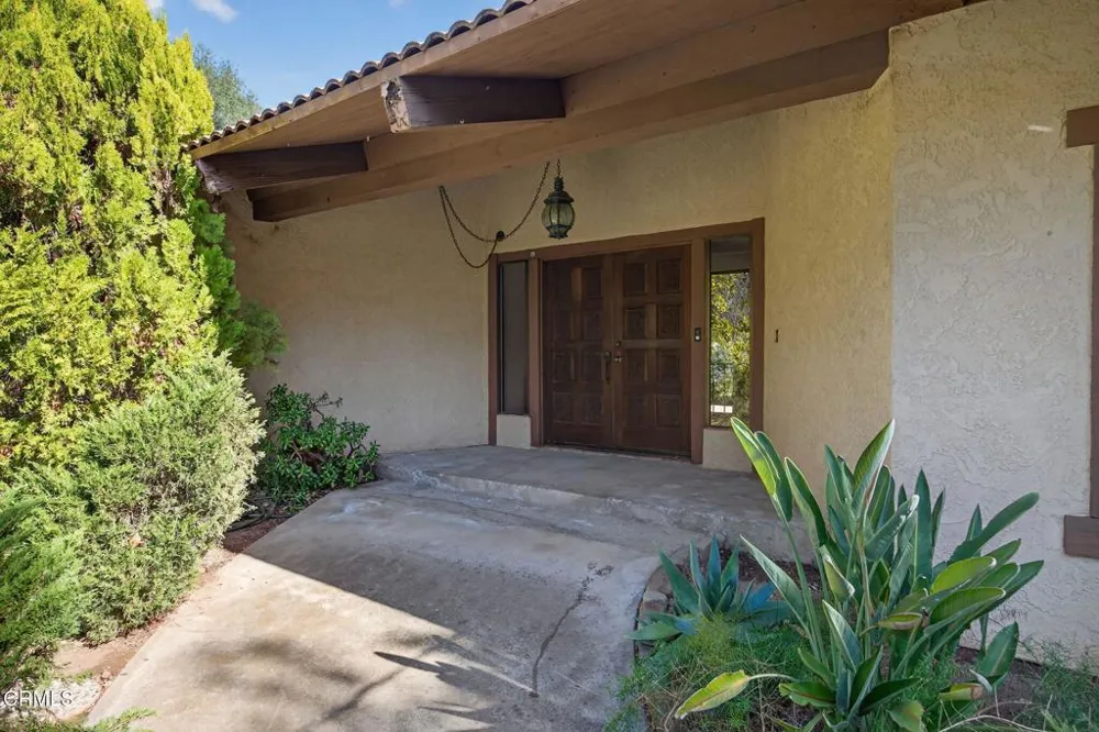2170 Ladera Road Ojai, CA 93023