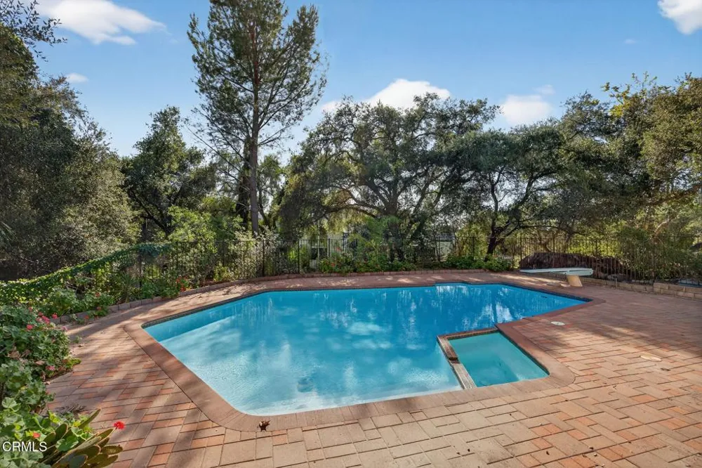 2170 Ladera Road Ojai, CA 93023