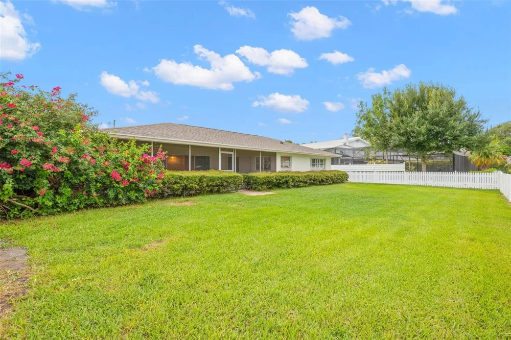 6729 TEQUESTA DRIVE Seminole, FL 33777