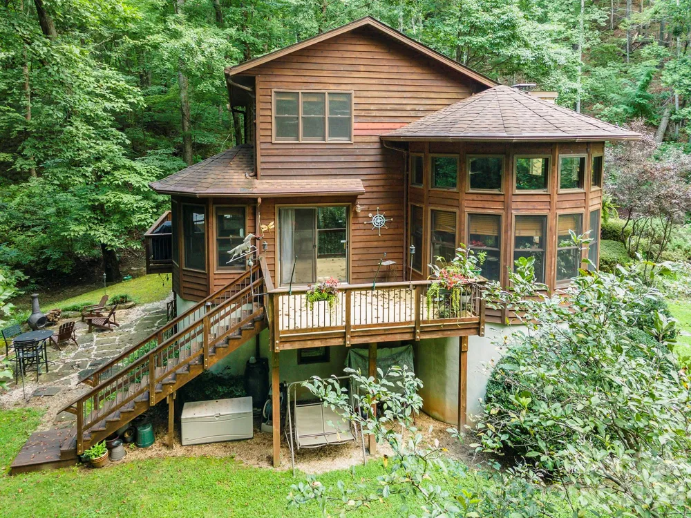 33 Cammies Way Old Fort, NC 28762