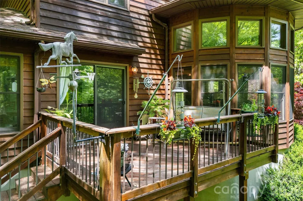 33 Cammies Way Old Fort, NC 28762