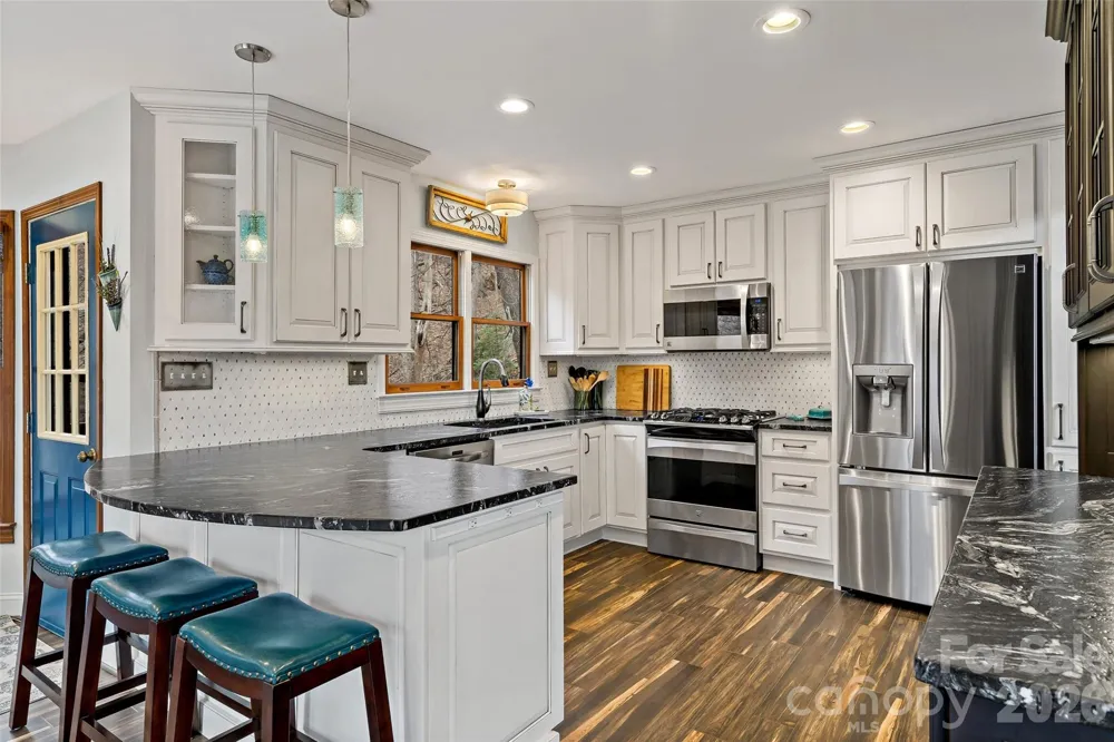 33 Cammies Way Old Fort, NC 28762