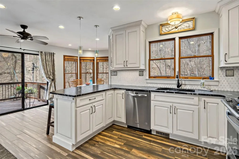 33 Cammies Way Old Fort, NC 28762