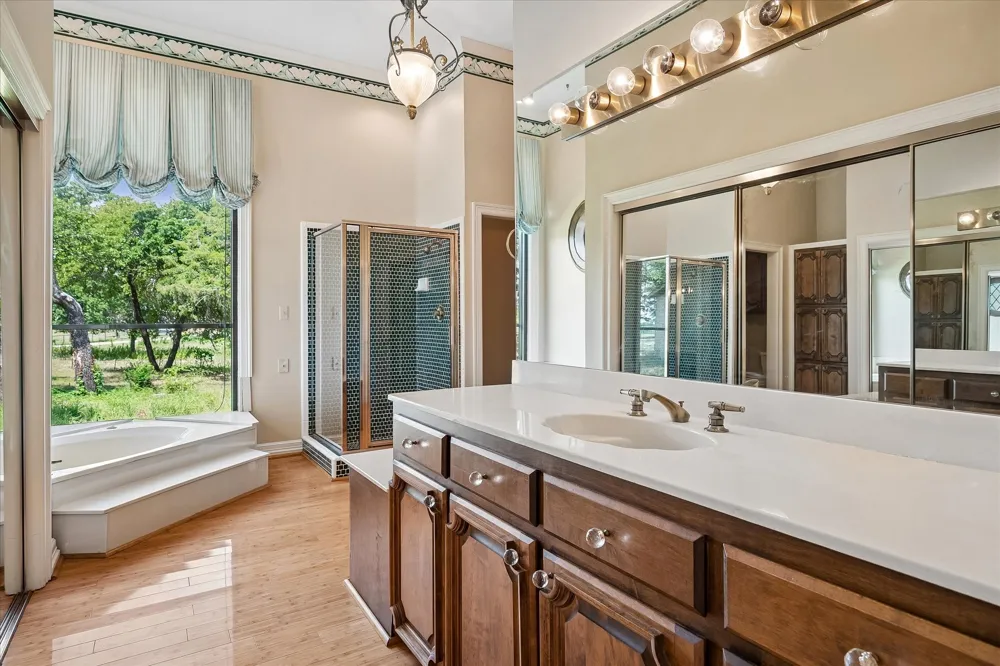 704 McMakin Road Bartonville, TX 76226