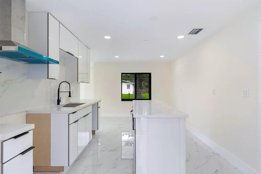 3185 Riddle Road West Palm Beach, FL 33406
