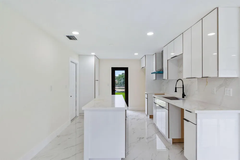 3185 Riddle Road West Palm Beach, FL 33406