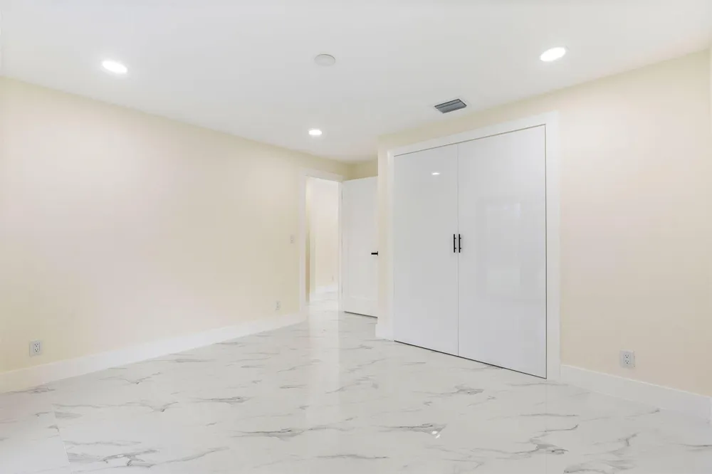 3185 Riddle Road West Palm Beach, FL 33406