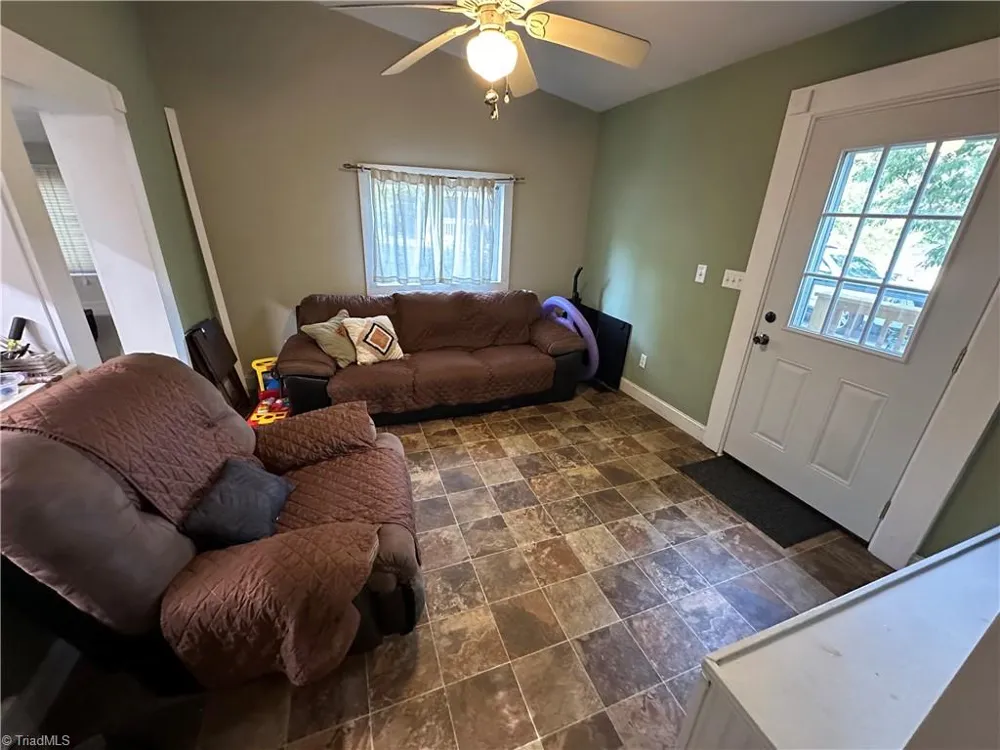162 Club House Drive New London, NC 28127