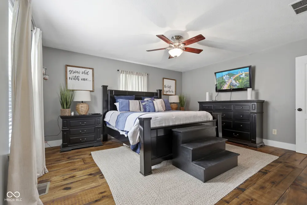 1223 Stave Oak Court Beech Grove, IN 46107