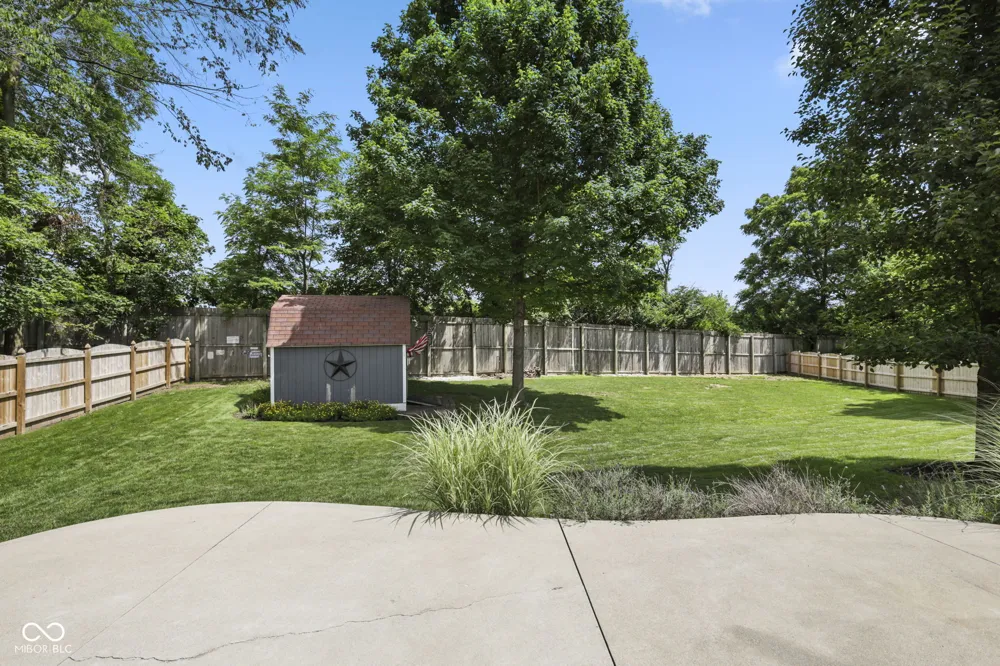 1223 Stave Oak Court Beech Grove, IN 46107