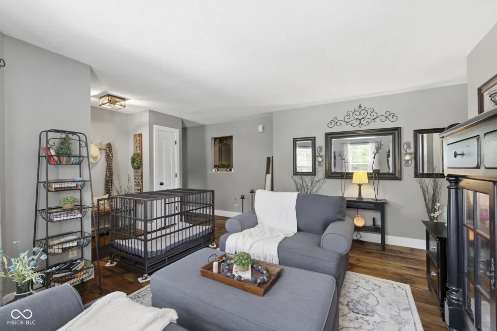1223 Stave Oak Court Beech Grove, IN 46107