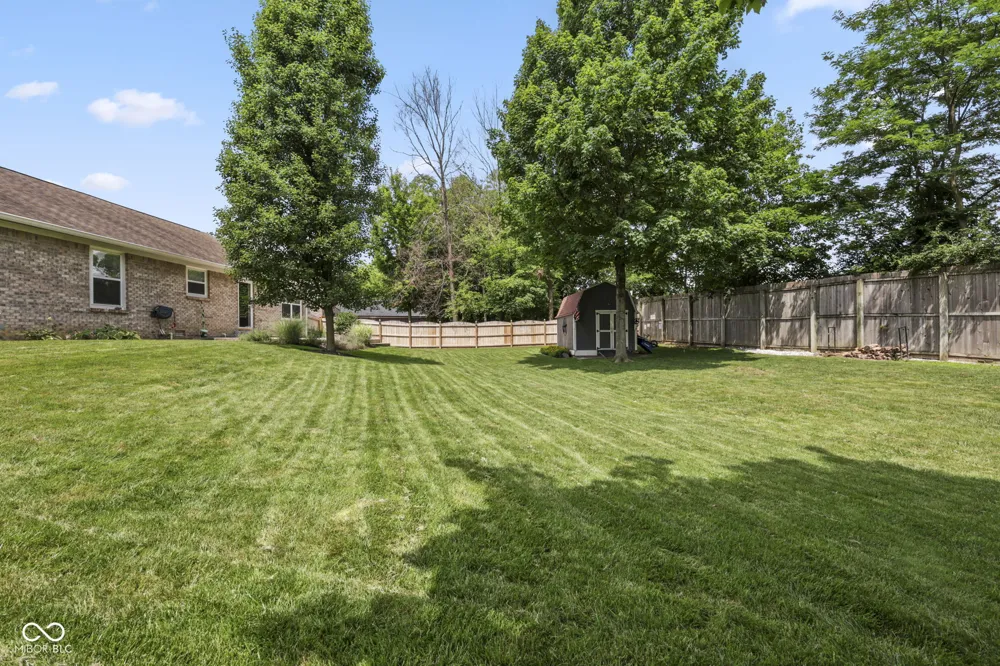 1223 Stave Oak Court Beech Grove, IN 46107