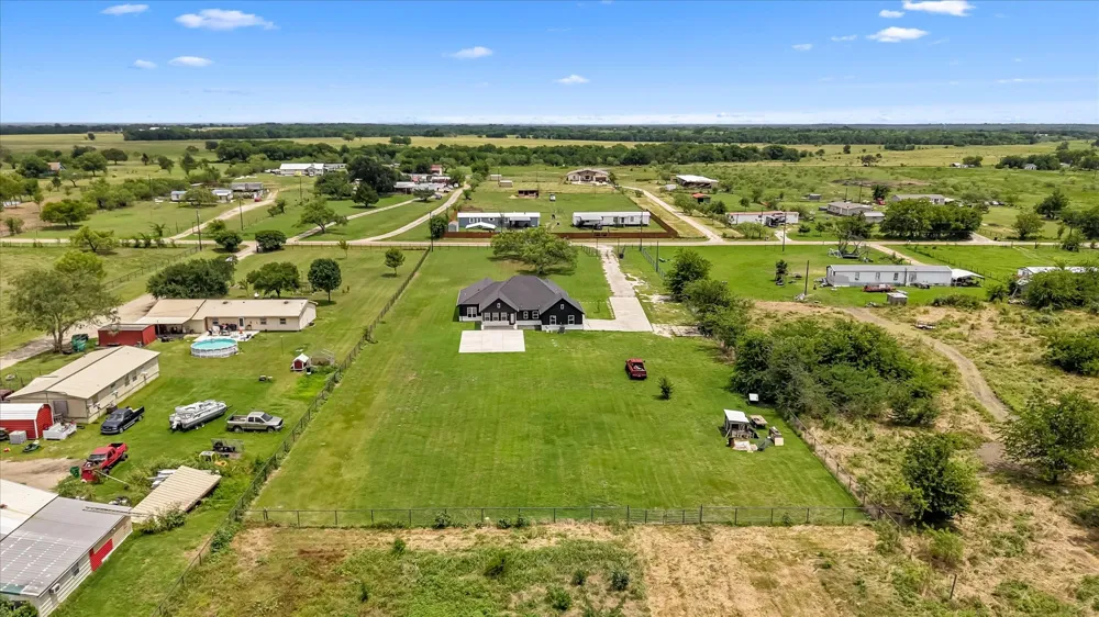 2742 Sundown Drive Kaufman, TX 75142