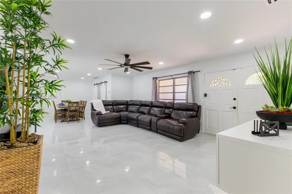 1721 NW 191st St Miami Gardens, FL 33056
