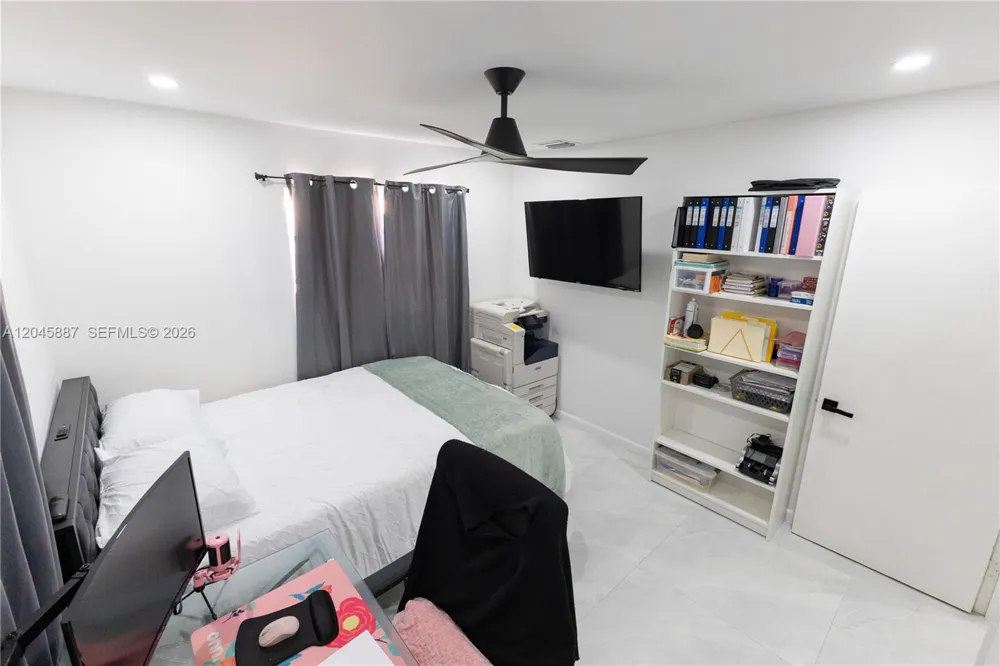 1721 NW 191st St Miami Gardens, FL 33056