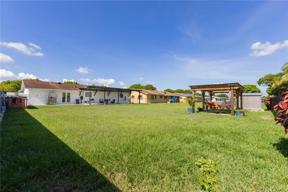 1721 NW 191st St Miami Gardens, FL 33056