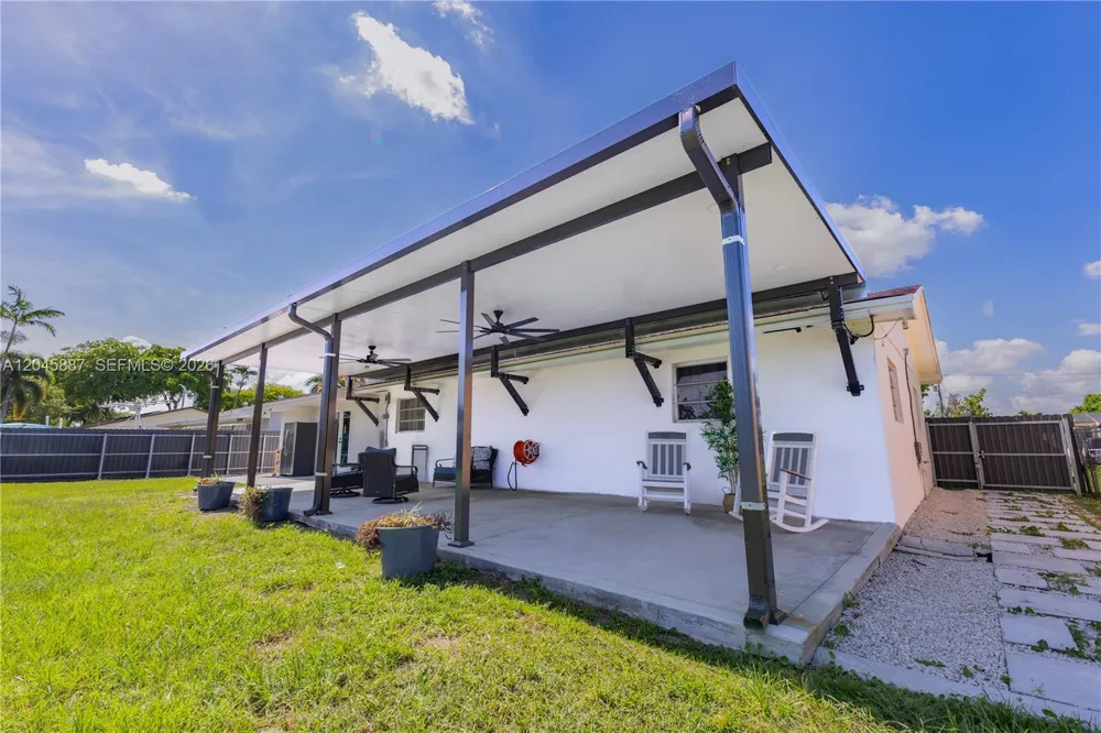 1721 NW 191st St Miami Gardens, FL 33056