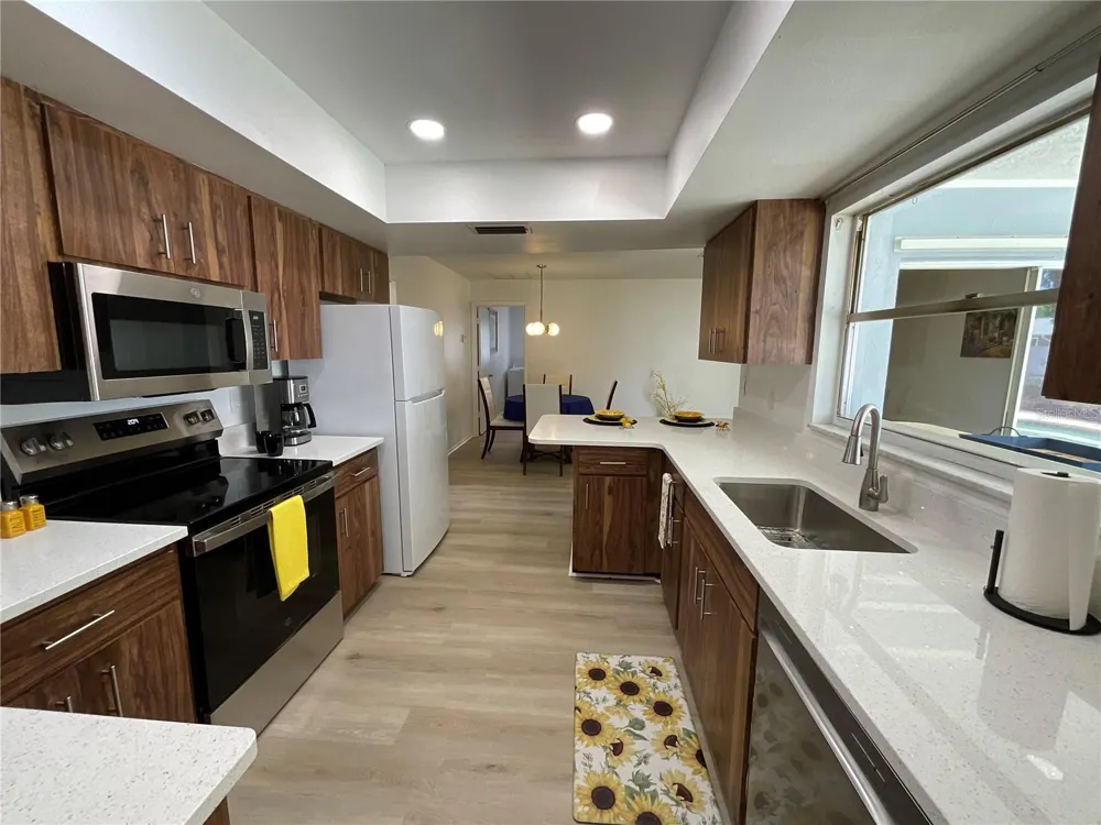2224 42ND STREET W Bradenton, FL 34205