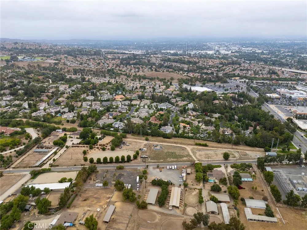 English Road Chino Hills, CA 91709