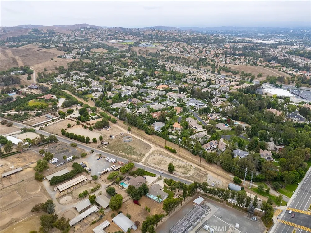 English Road Chino Hills, CA 91709