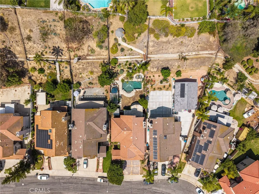 588 Hillsborough Way Corona, CA 92879