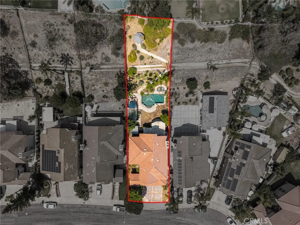 588 Hillsborough Way Corona, CA 92879