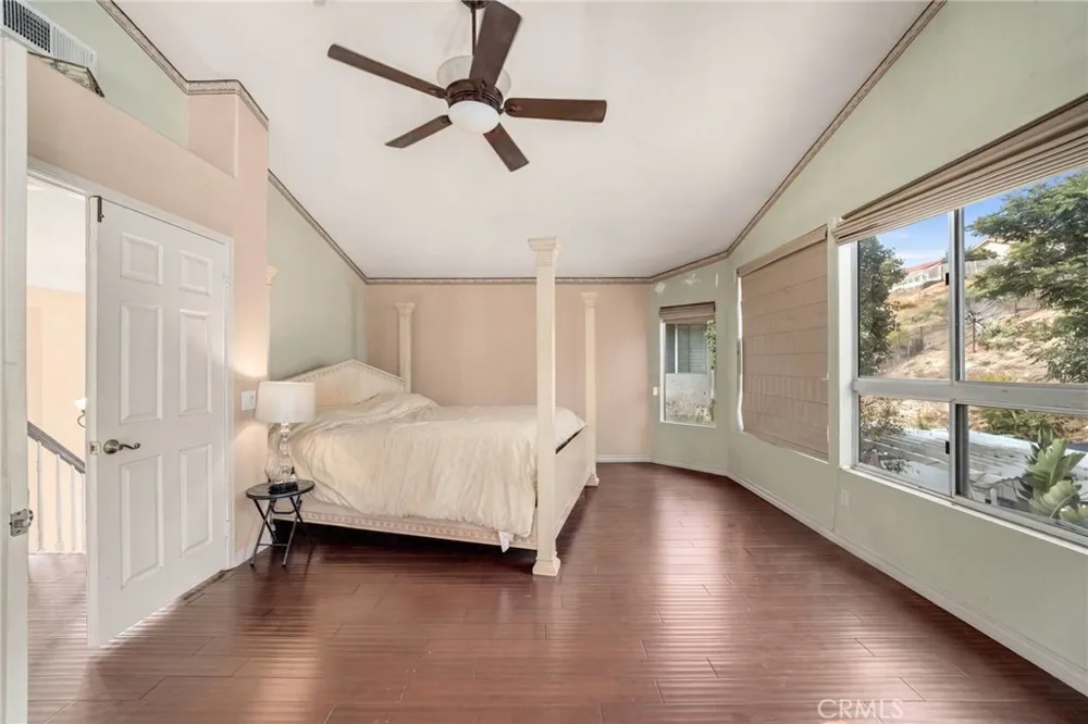 588 Hillsborough Way Corona, CA 92879