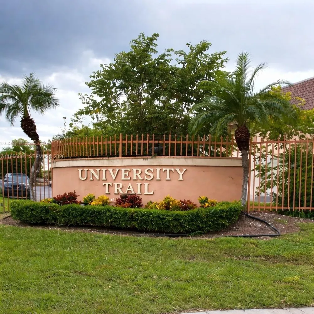 850 SW 129th Pl #103 Miami, FL 33184