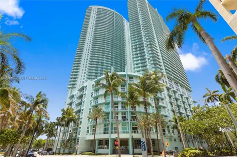 1900 Bayshore Drive Dr #715