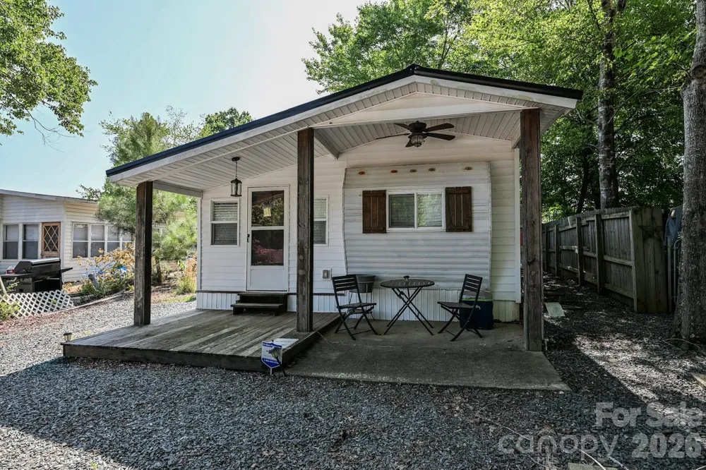 125 Hollywood Trail Mount Gilead, NC 27306
