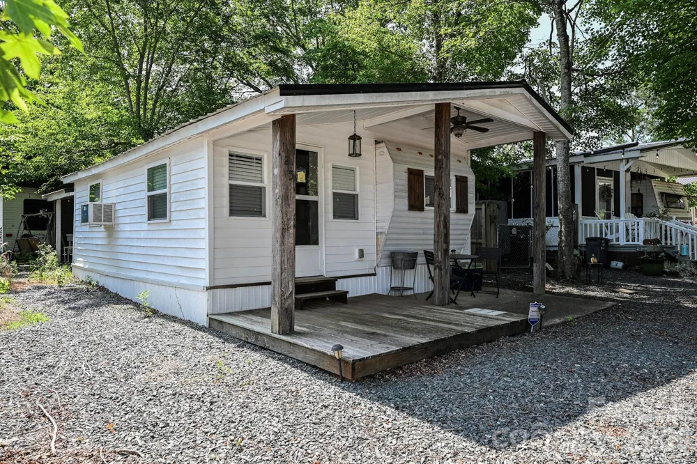 125 Hollywood Trail Mount Gilead, NC 27306