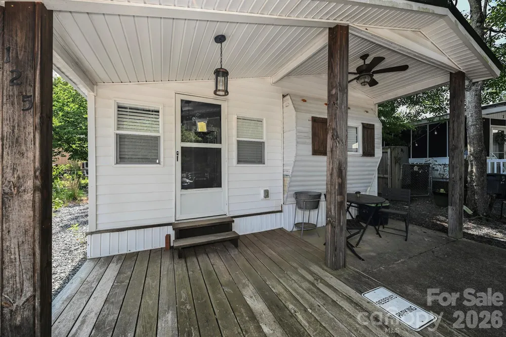 125 Hollywood Trail Mount Gilead, NC 27306