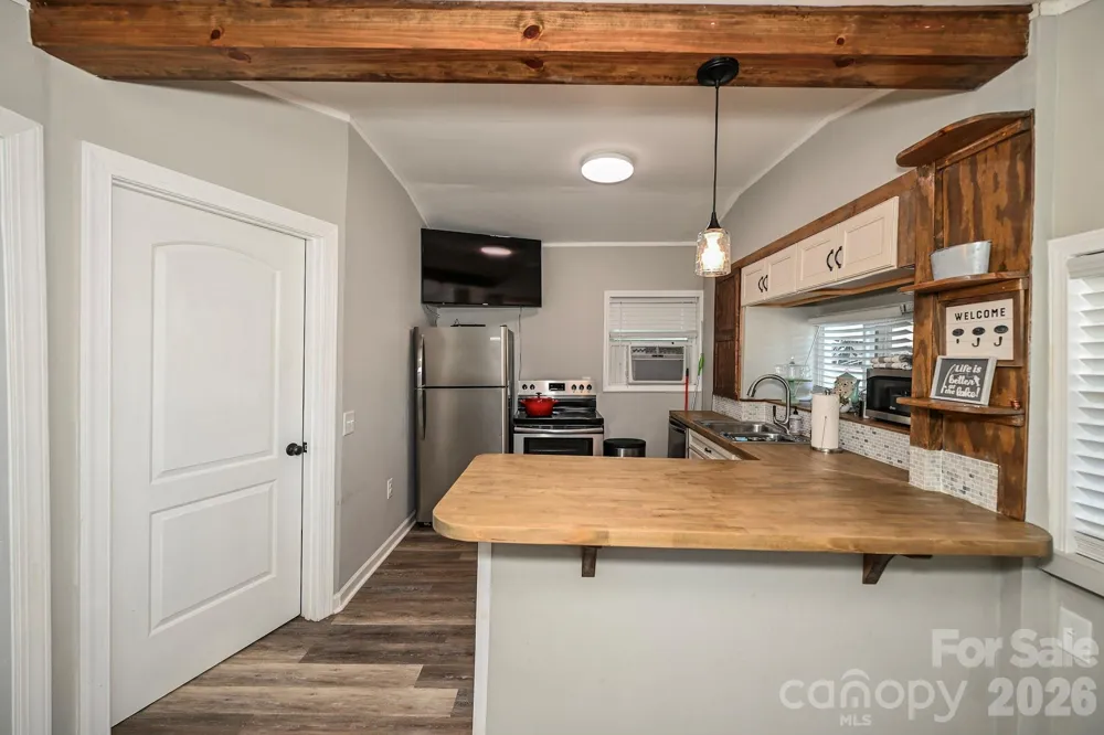 125 Hollywood Trail Mount Gilead, NC 27306