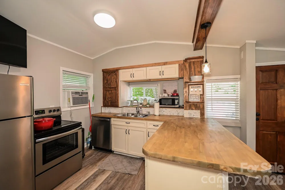 125 Hollywood Trail Mount Gilead, NC 27306
