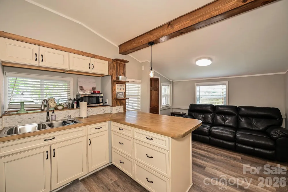 125 Hollywood Trail Mount Gilead, NC 27306